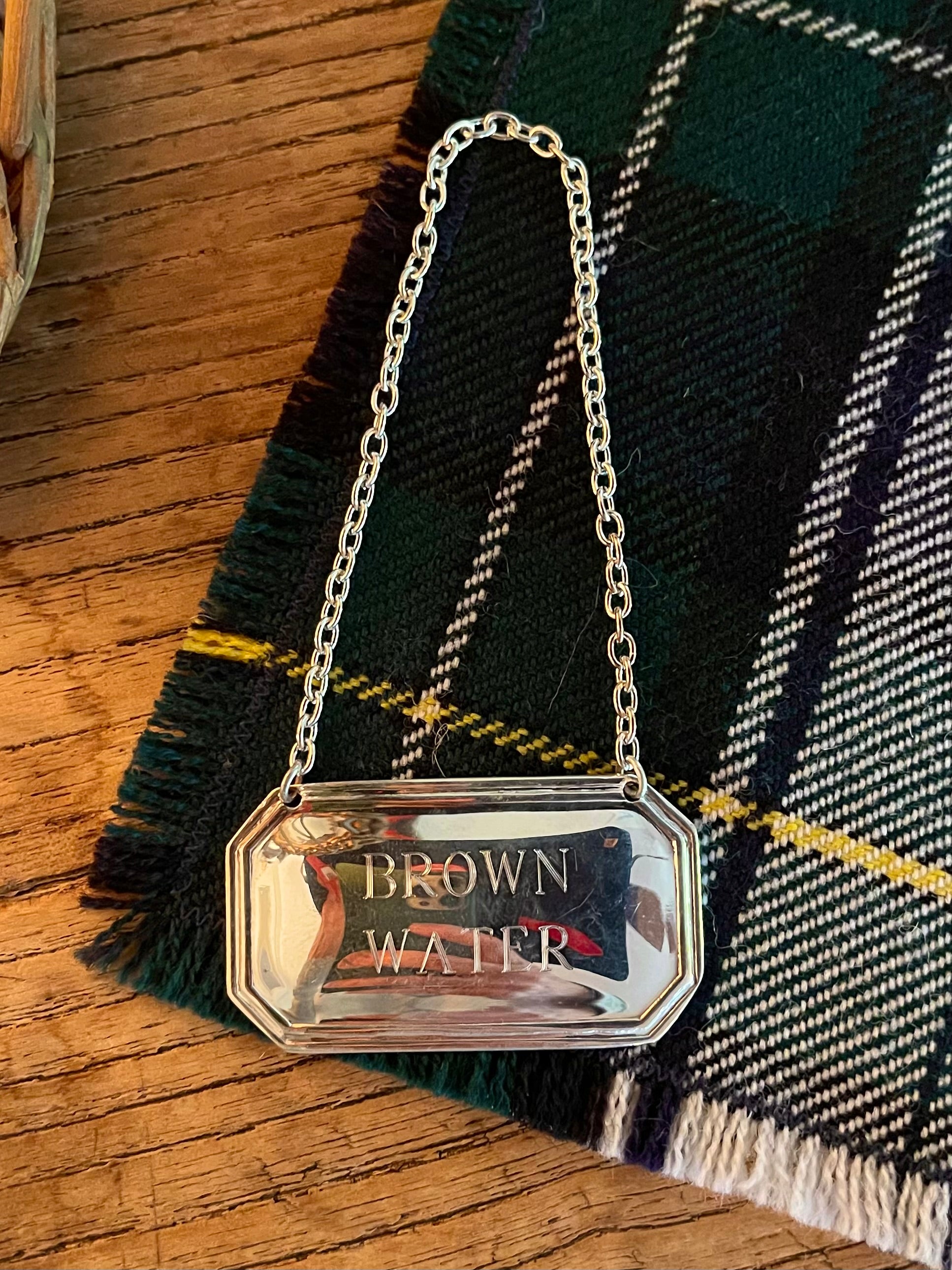 Brown Water Decanter Tag