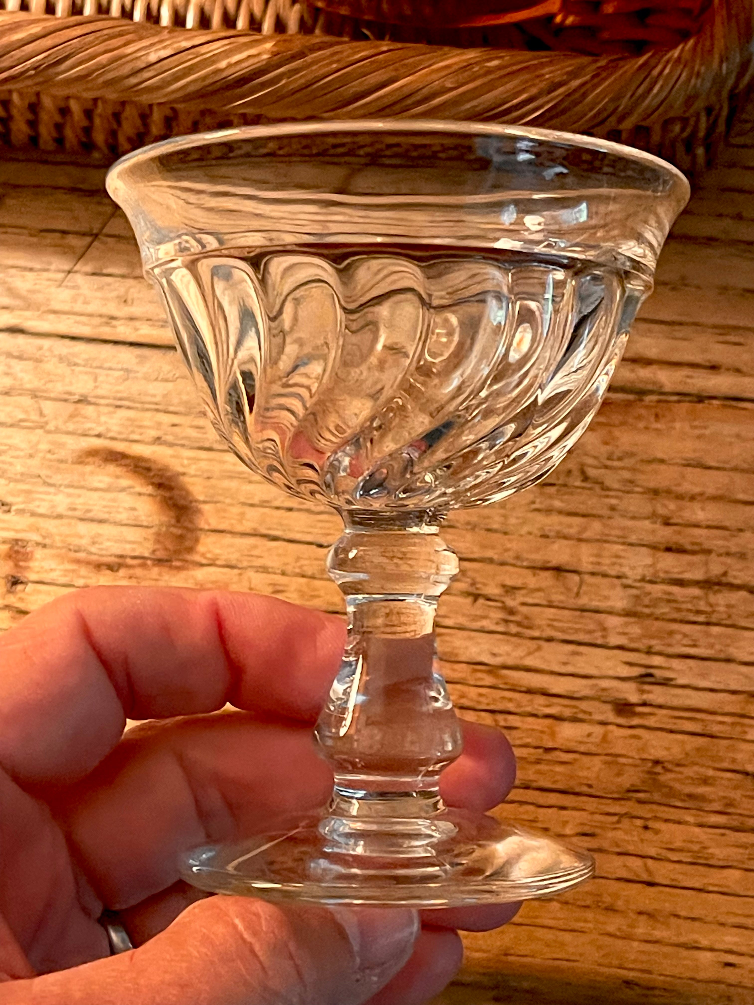 Vintage Swirl Coupes - Set 10